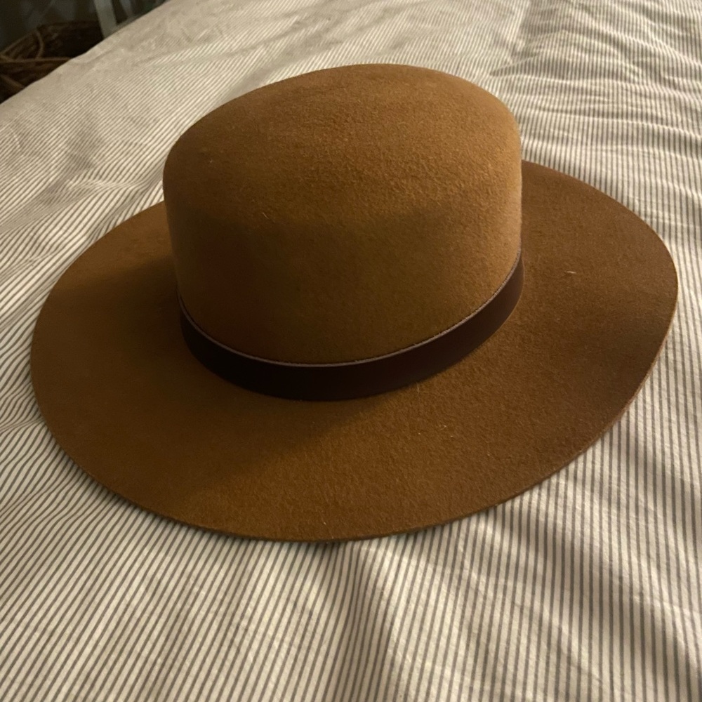 Brand New Gigi Pip Sun Hat